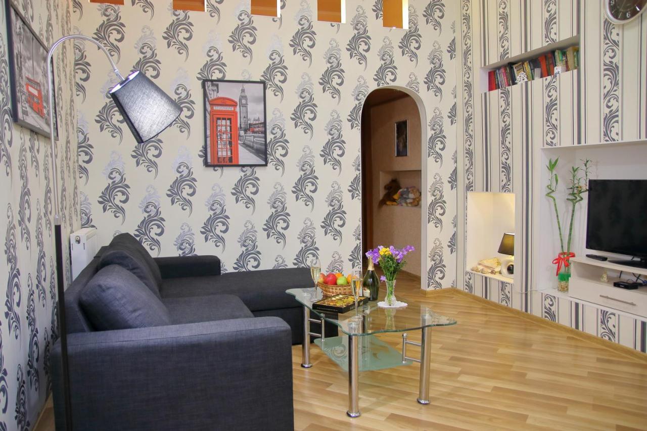 Apartment On Pushkinskaya 16 Odessa Ngoại thất bức ảnh