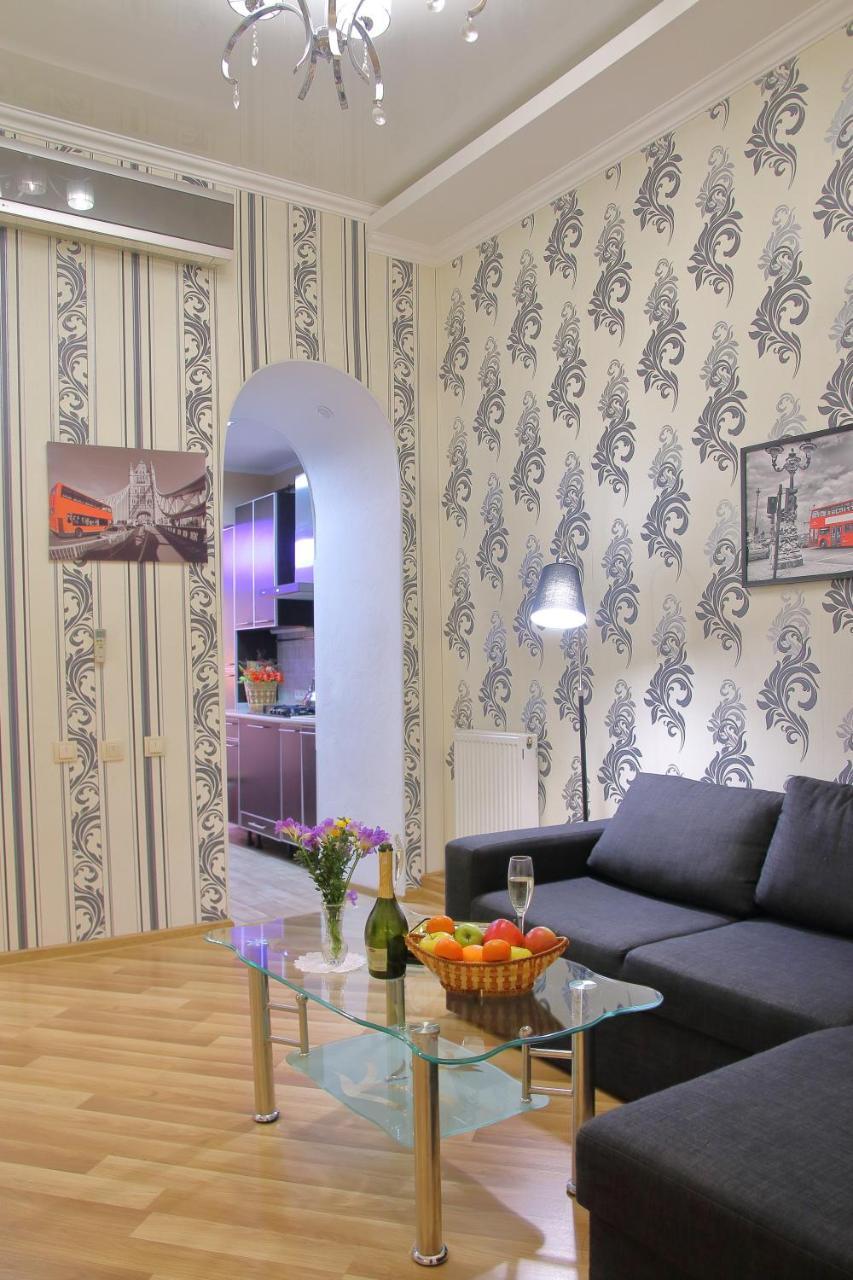 Apartment On Pushkinskaya 16 Odessa Ngoại thất bức ảnh